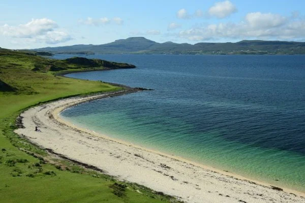 Cosa vedere sull’isola di Skye: un viaggio tra natura e whisky