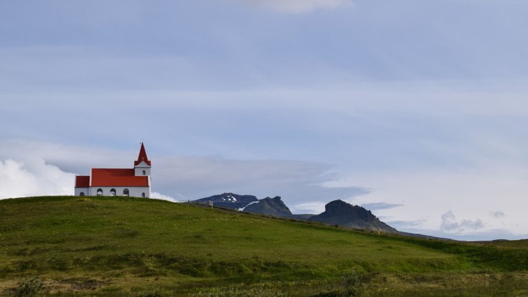 Chiesa rossa rif islanda